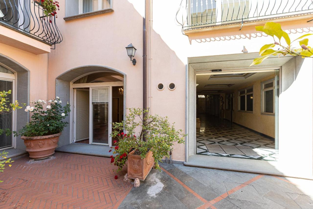 Palazzo Ghibellina By Rental In ฟลอเรนซ์ ภายนอก รูปภาพ